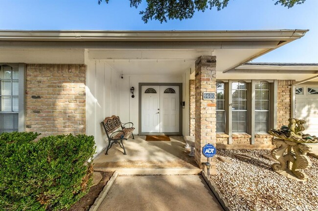Building Photo - 9600 Gambels Quail Dr