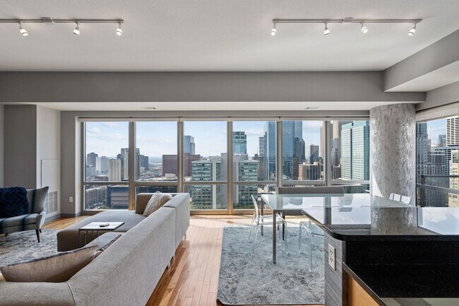 Building Photo - 929 Portland Ave