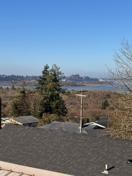 Gorgeous Bay Views - 438 10th Ct
