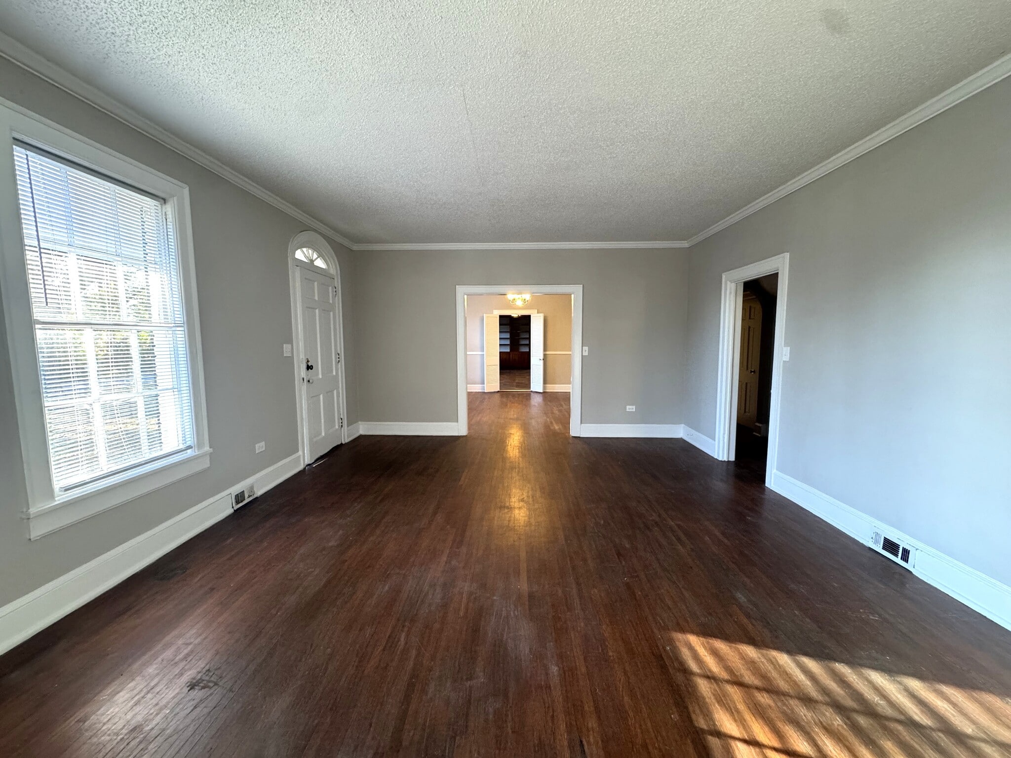 Building Photo - 1020 Cherry Hills Ct