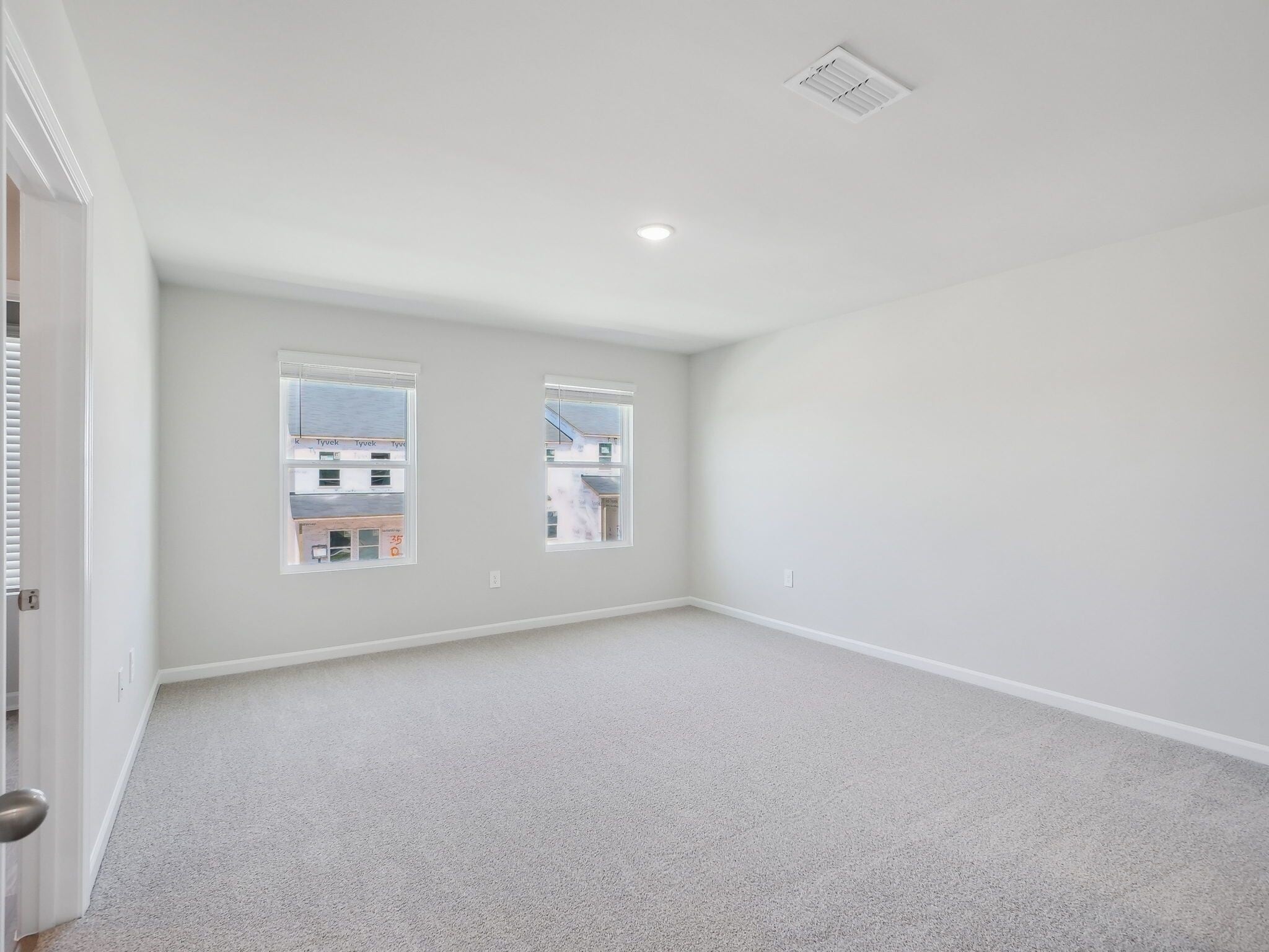 Building Photo - 712 Southland Dr