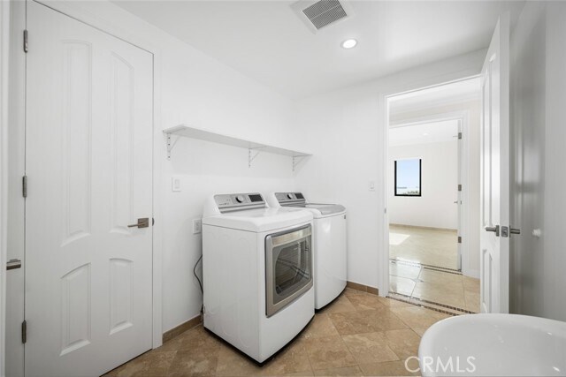 Building Photo - 1724 Bluff Pl