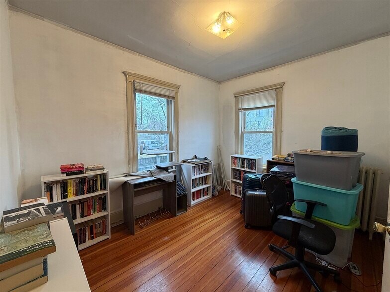 Building Photo - 91 Wallingford Rd