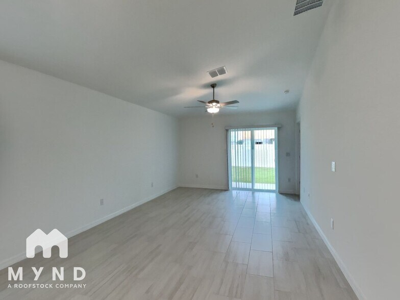 Building Photo - 35099 Ackley Trce