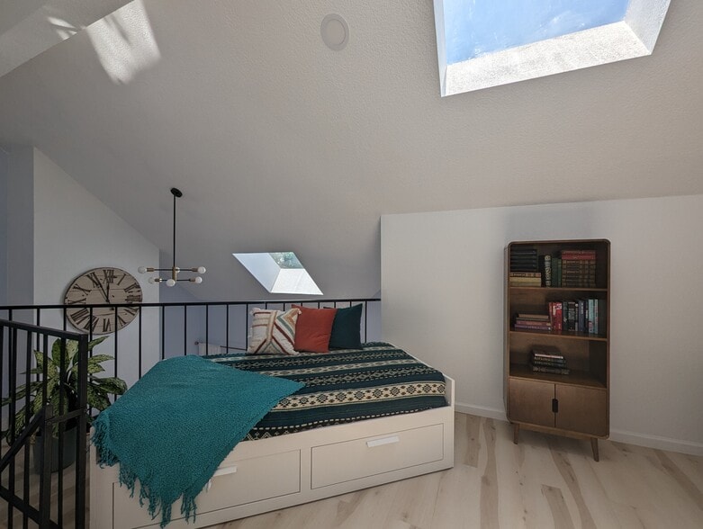 This space can accommodate a king bed as well. The bed in the picture open to a king size. We - 842 S Vance St