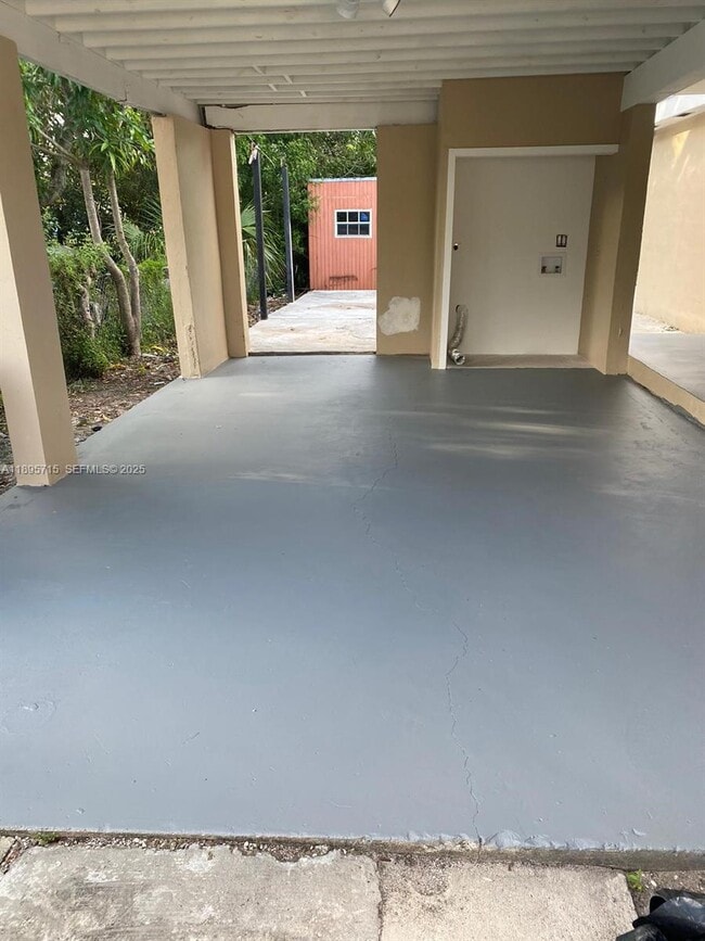 Building Photo - 1115 9th St