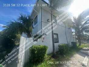 Building Photo - Davie 4-Plex, Apt 3