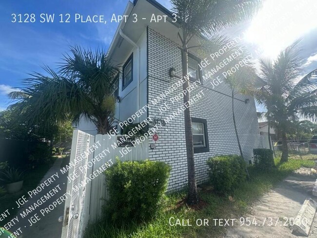 Primary Photo - Davie 4-Plex, Apt 3