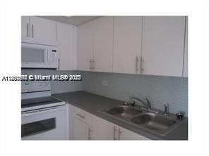 Building Photo - 3600 N 56th Ave