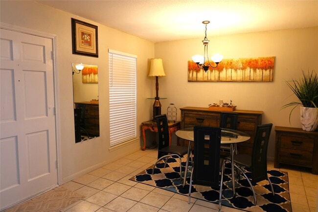 Building Photo - 14333 Memorial Dr