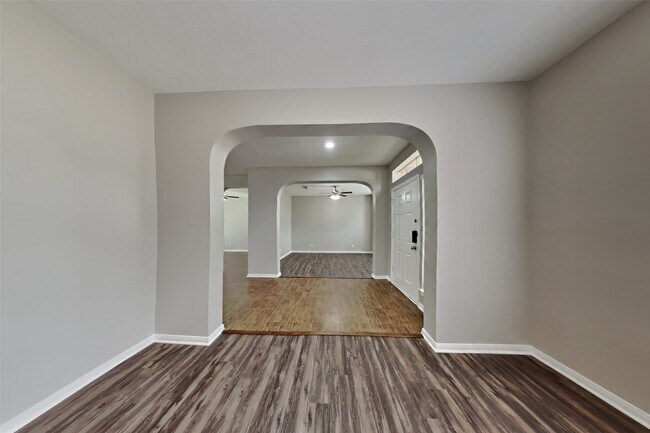 Building Photo - 3718 Lauderwood Ln
