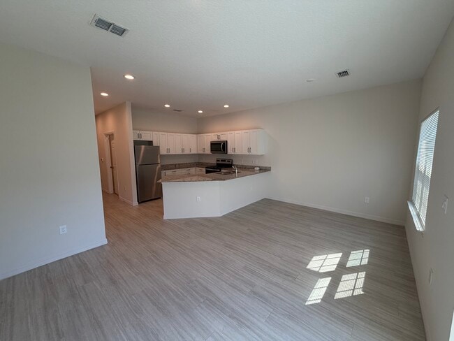 Building Photo - 2138 Penny Ln