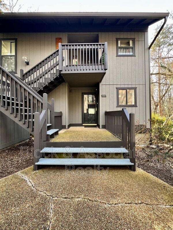 Building Photo - 131 Cedar Cove Ln