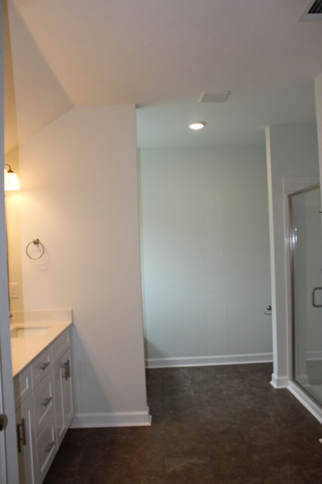 Building Photo - New 3 Bedroom 2 Bath Grovetown