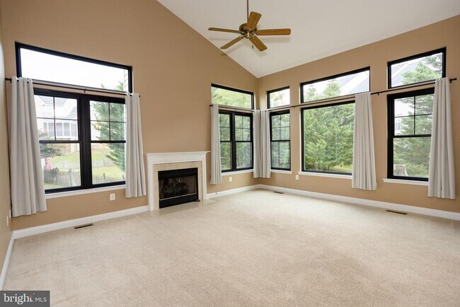Building Photo - 1411 Campbell Ct NE