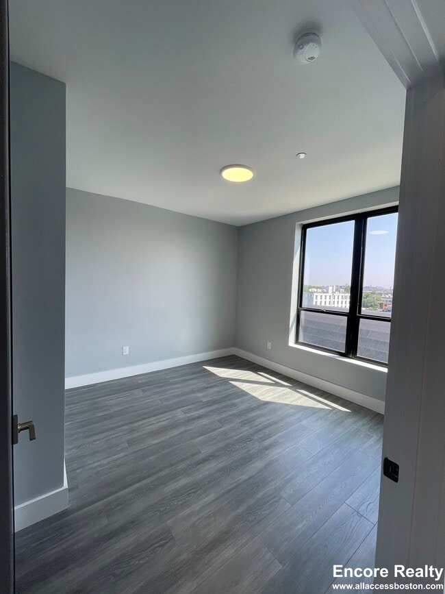 Building Photo - 365 Western Ave