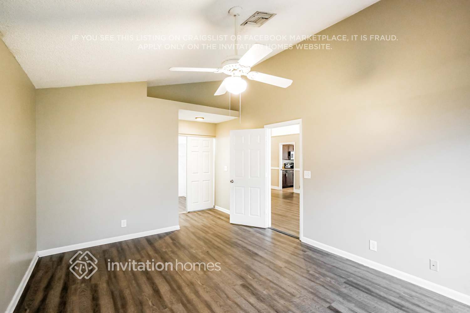 Building Photo - 6821 NW 28th Pl
