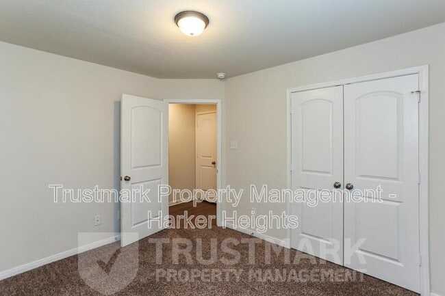 Building Photo - 3050 Dade Loop
