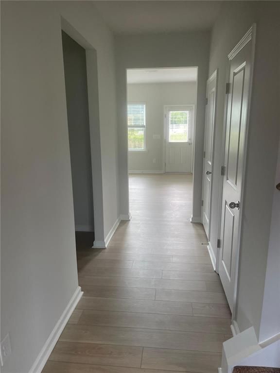 Building Photo - 31111 Morgan Hill Dr SE