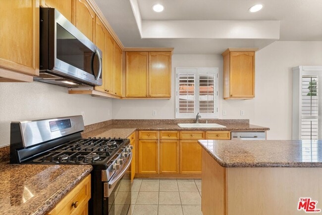 Building Photo - 15804 Crest Ln