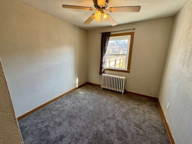 Building Photo - 732 Idlewood Ave