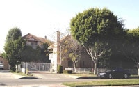 Building Photo - 14033 Paramount Apts