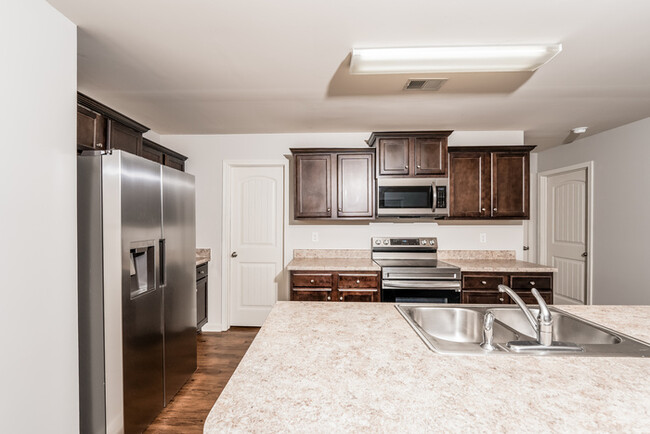 Building Photo - 432 Reed Way