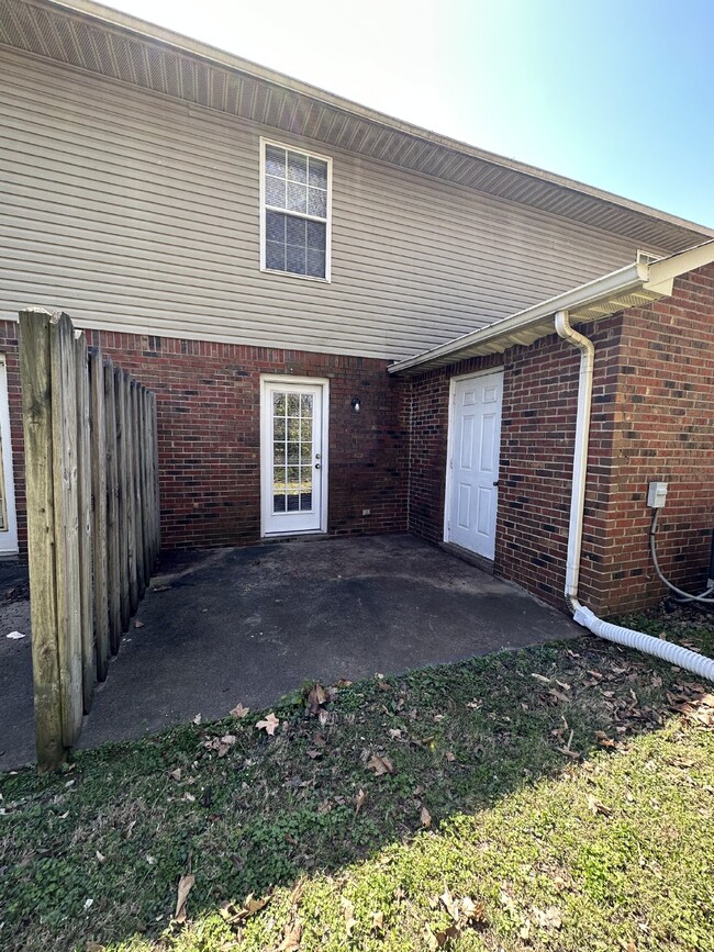 Building Photo - 113 Hickory Trace Rd