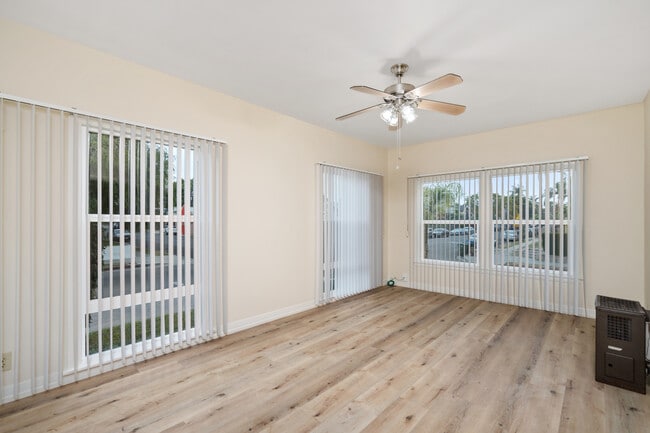 Building Photo - 4121 Halldale Ave