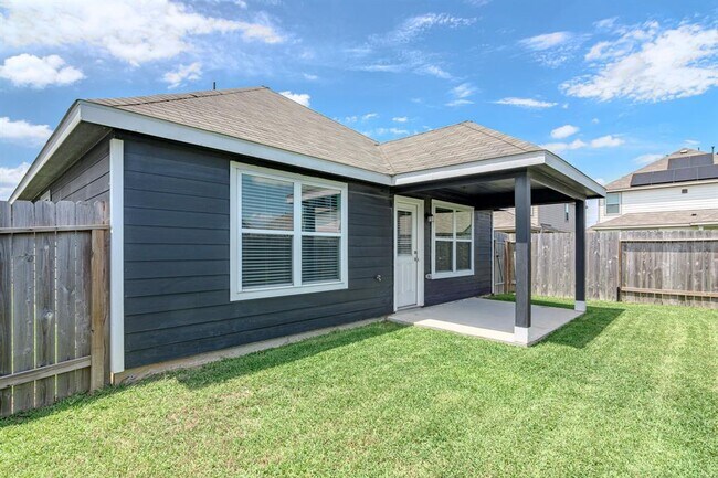 Building Photo - 4922 Blue Jacaranda Wy