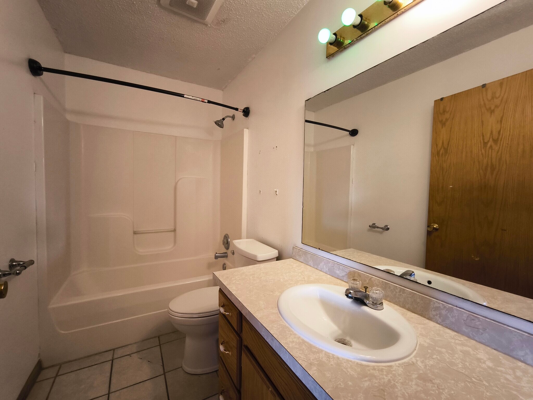 Building Photo - 4420 80th Avenue North