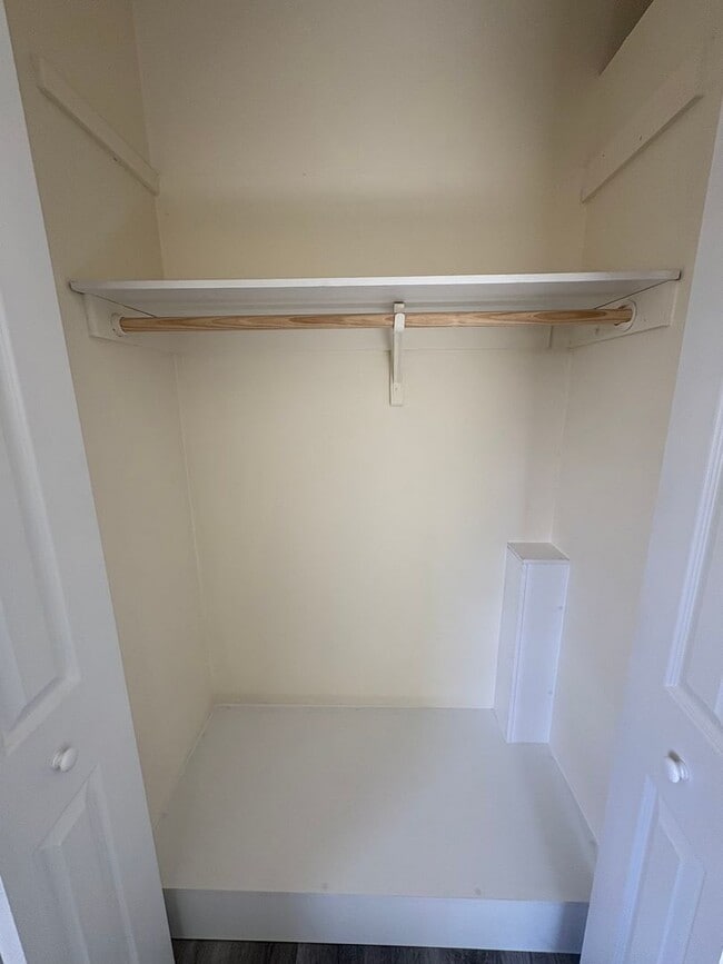 Building Photo - Totally Remodeled Deltona Beauty - CALL SH...
