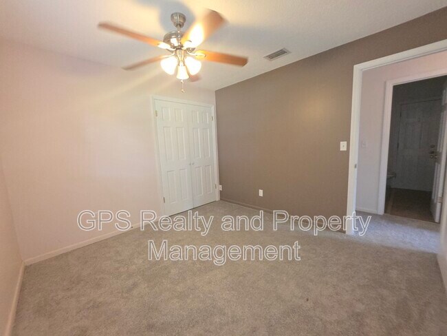 Building Photo - 640 Mariner Way