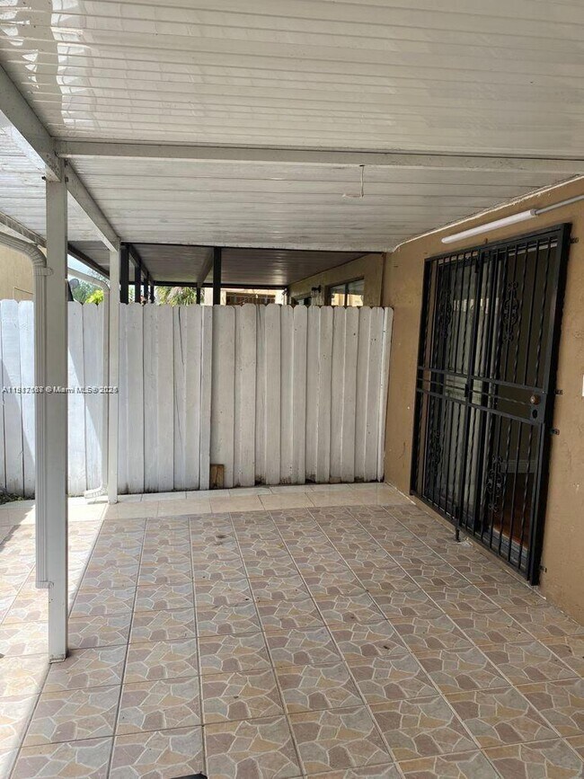 Building Photo - 5306 W 26th Ave