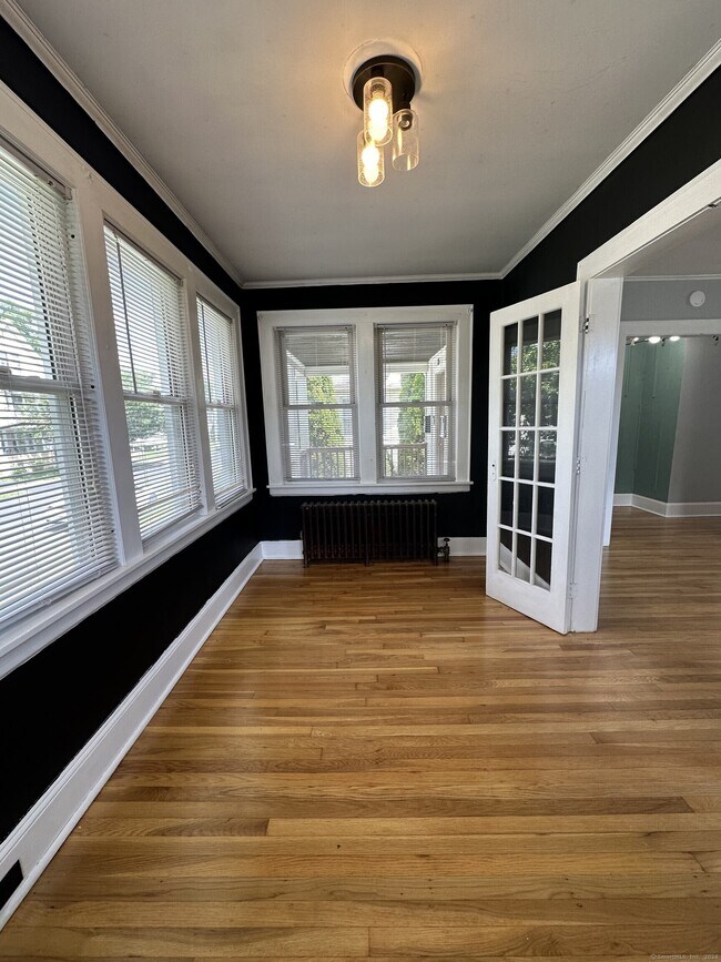 Building Photo - 83 High Park Ave