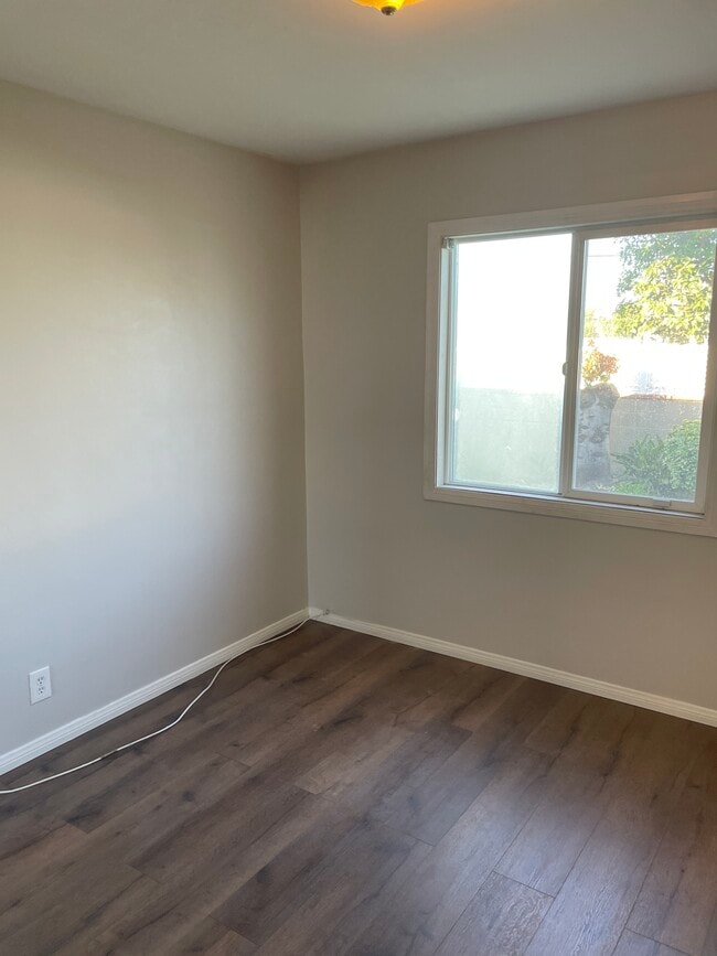 Building Photo - 9315 Via Balboa Cir