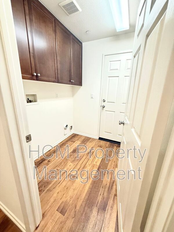 Building Photo - 55 Cienega