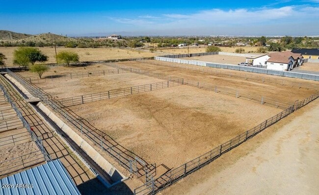 Building Photo - 3232 Carver Rd