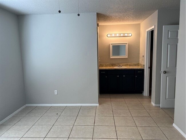 Building Photo - 4305 Acropolis Ct