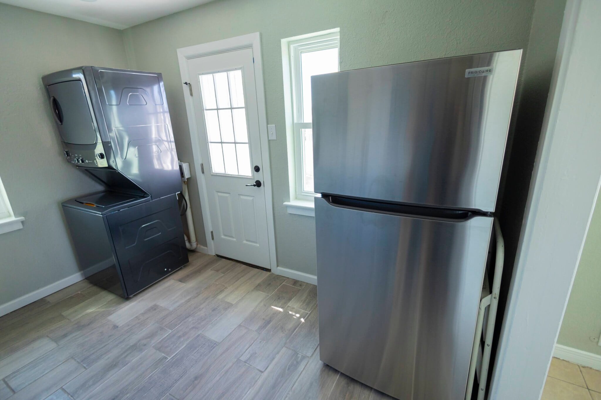 Appliances - 1200 Chadbourne St