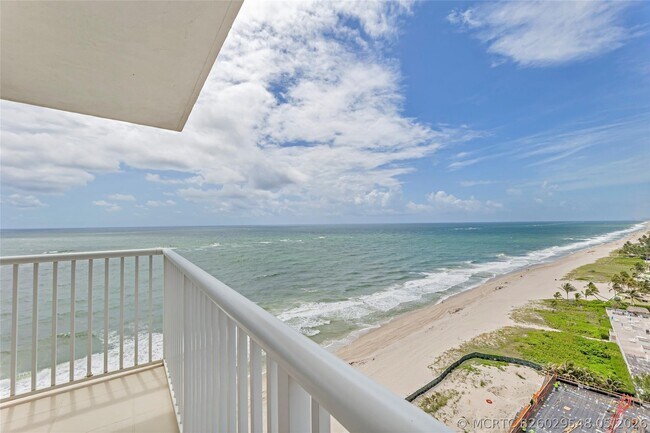 Building Photo - 1370 S Ocean Blvd