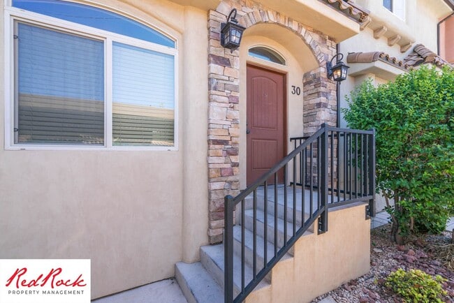 Building Photo - Dog Friendly, Stunning home in Southgate T...