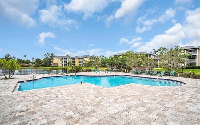 Building Photo - 10110 Winsford Oak Blvd