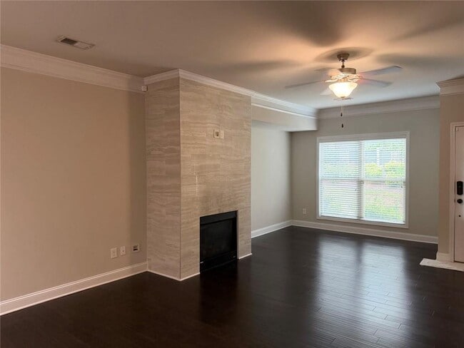 Building Photo - 3772 Ledgemont Dr