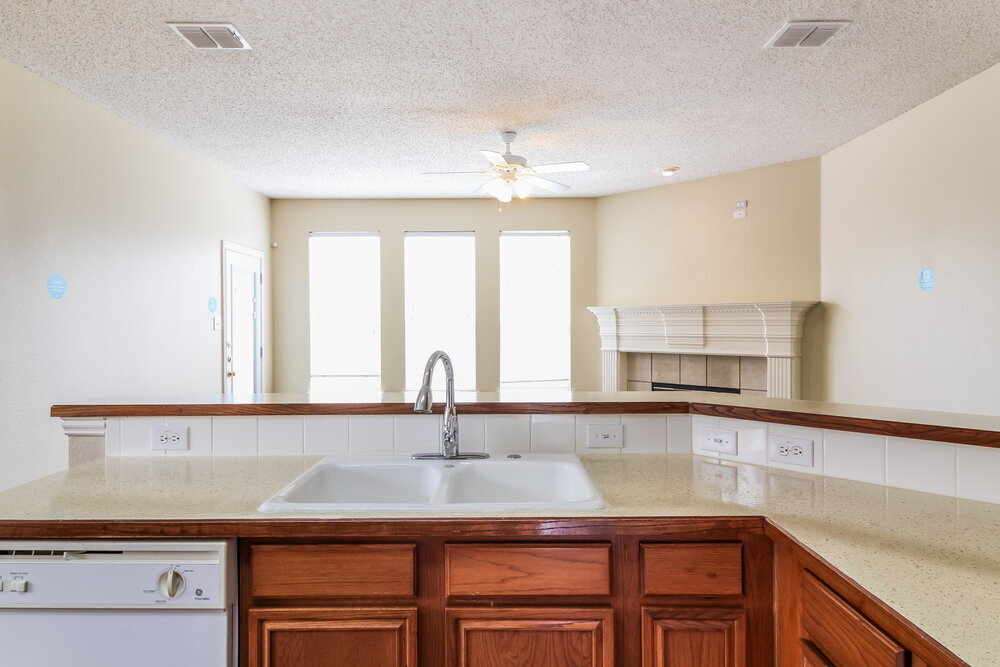 Building Photo - 1619 Marble Falls Dr