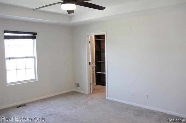 Building Photo - 47757 Alden Terrace N