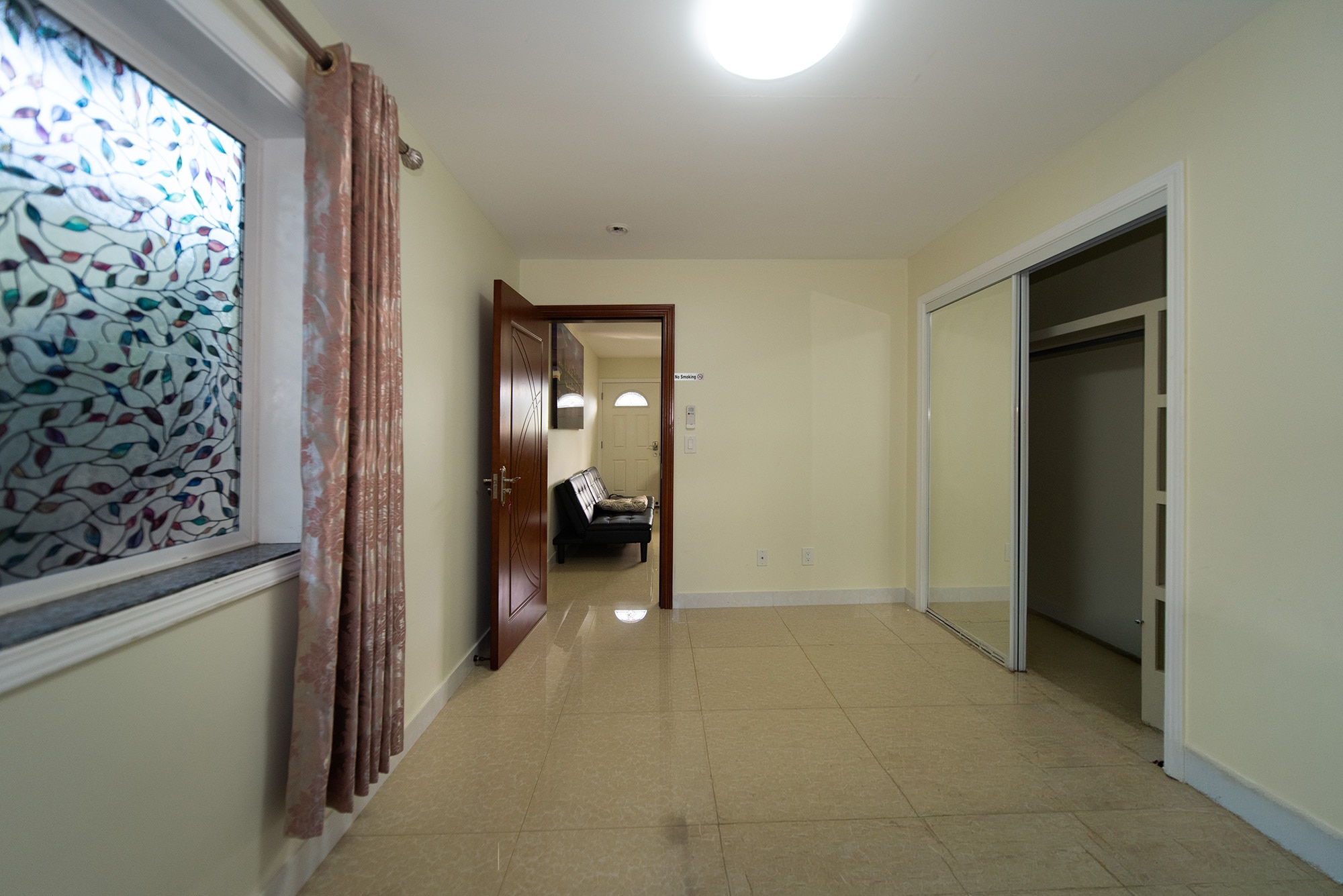 Building Photo - 617 7th Ave