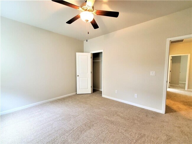 Building Photo - 2465 Matlin Way