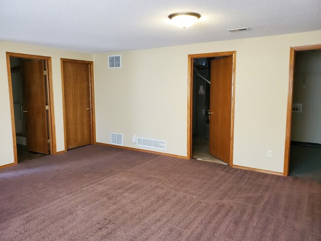 Building Photo - 7711 Cornelison St