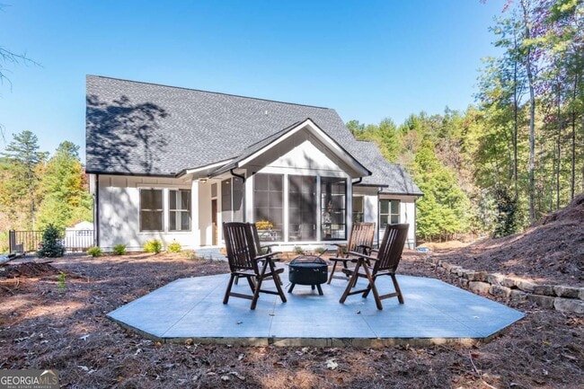 Building Photo - 6 Whisper Pl